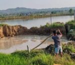अझै भेटिएन हेटौंडामा जमिनमुनि भासिएको बलेरो गाडी