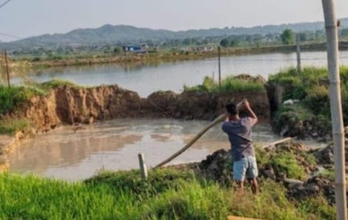 अझै भेटिएन हेटौंडामा जमिनमुनि भासिएको बलेरो गाडी