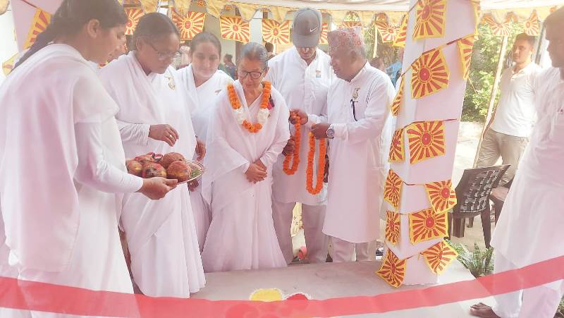 लाखौं रुपैंयाको नीजि लगानीमा बनेको गीता पाठशाला भवनको भब्य उद्घाटन